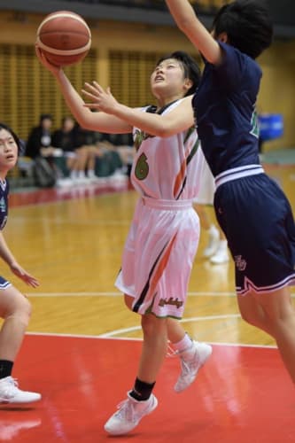 女子1回戦：和歌山信愛vs富士学苑