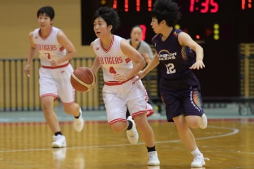 女子1回戦：開志国際vs県立松江商業