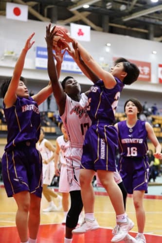 女子2回戦：県立山形中央vs明星学園